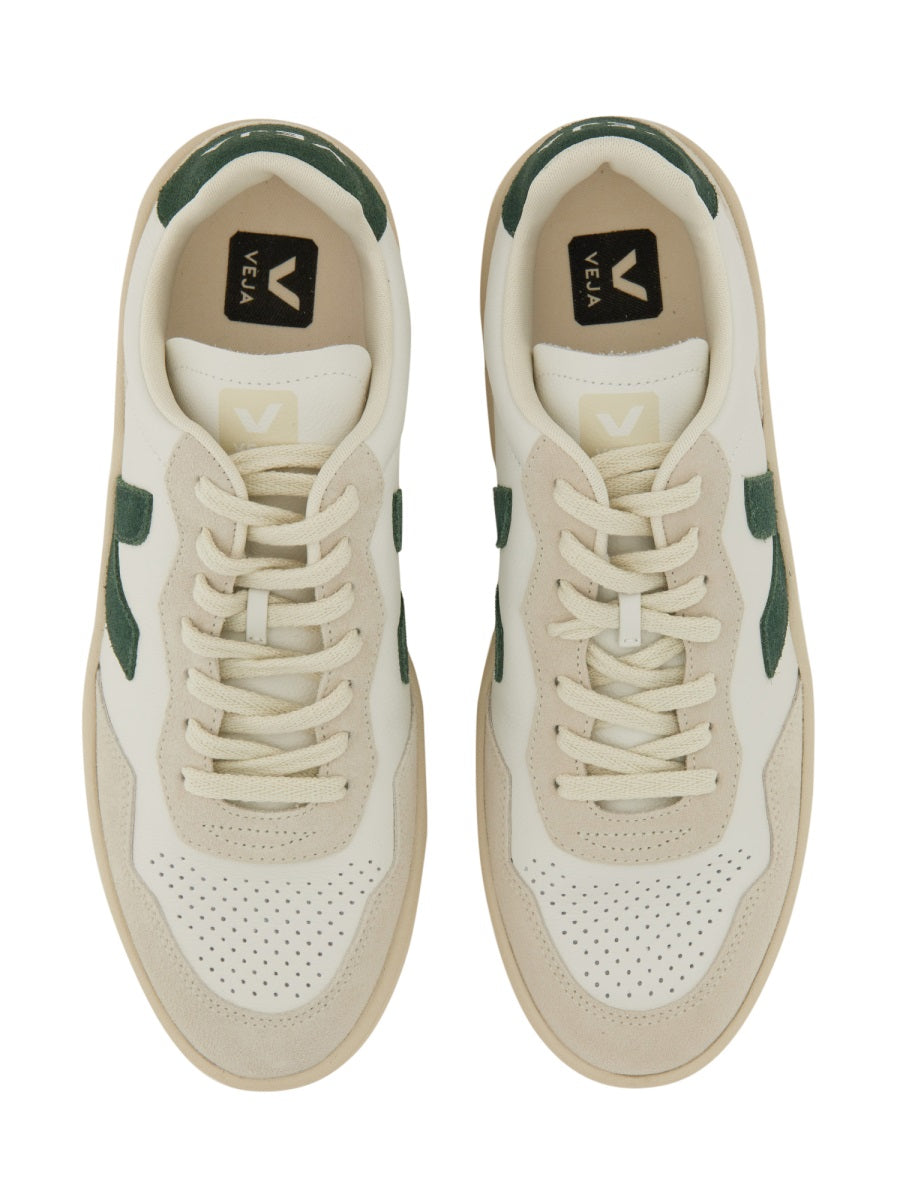 Veja Sneaker "V 90" – Image 4