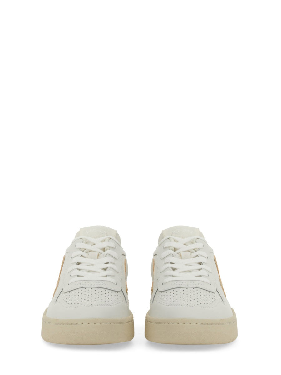 Veja Sneaker "V 10" – Image 4