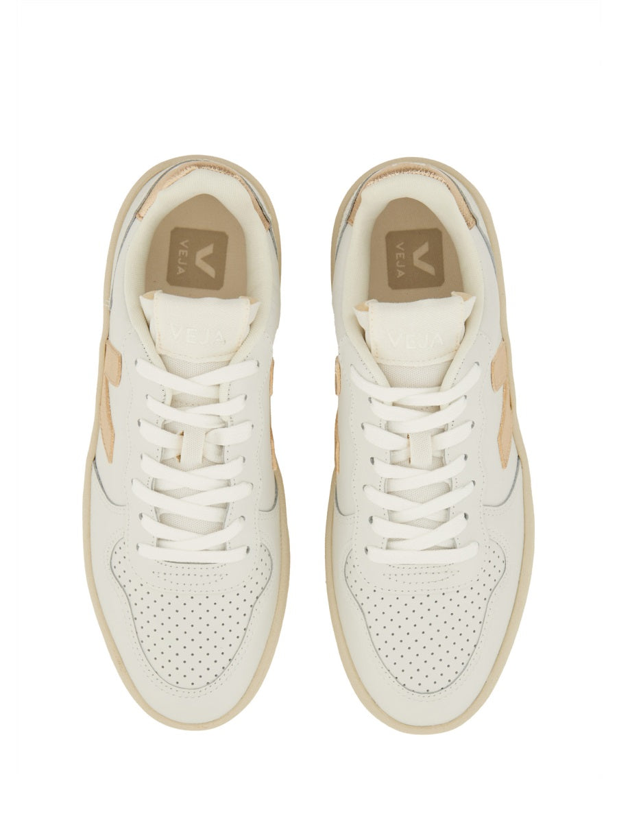 Veja Sneaker "V 10" – Image 6
