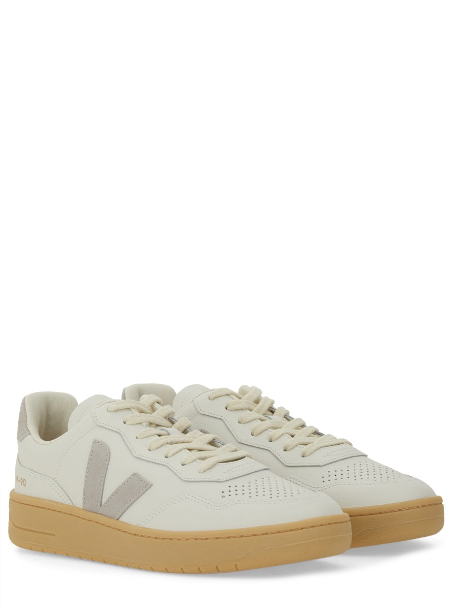 Veja Sneaker "V 90" – Image 2