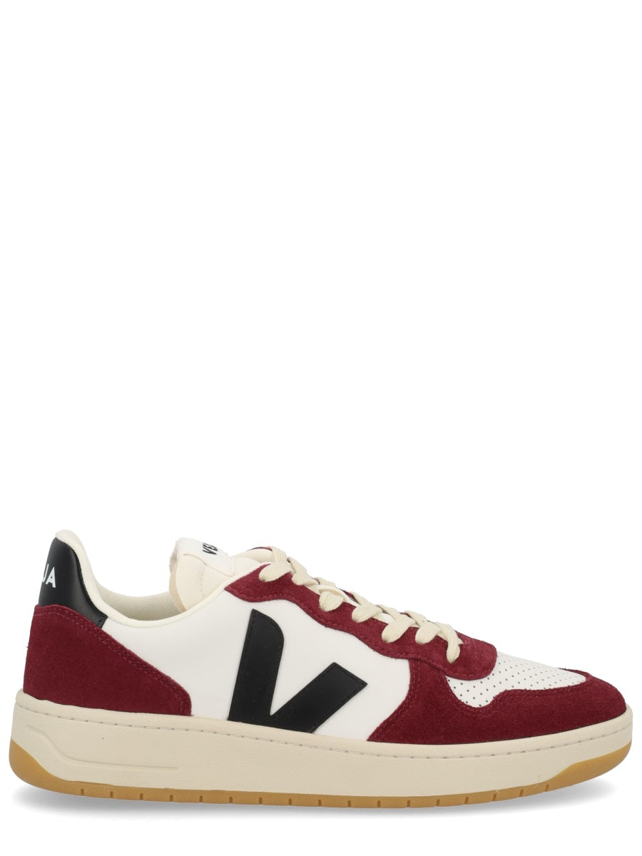 Veja Sneaker "V 10"