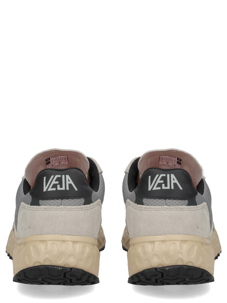 Veja "Condor Royale" Sneaker – Image 4